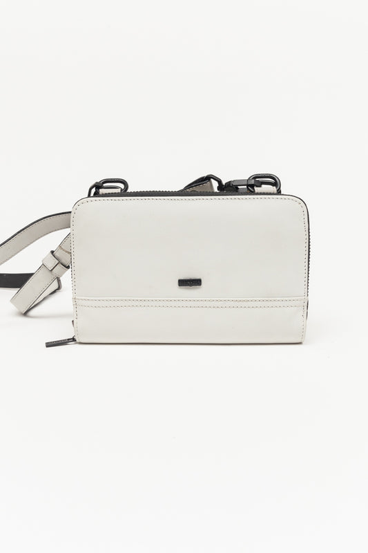 Bolsa pettite con portacelular blanco