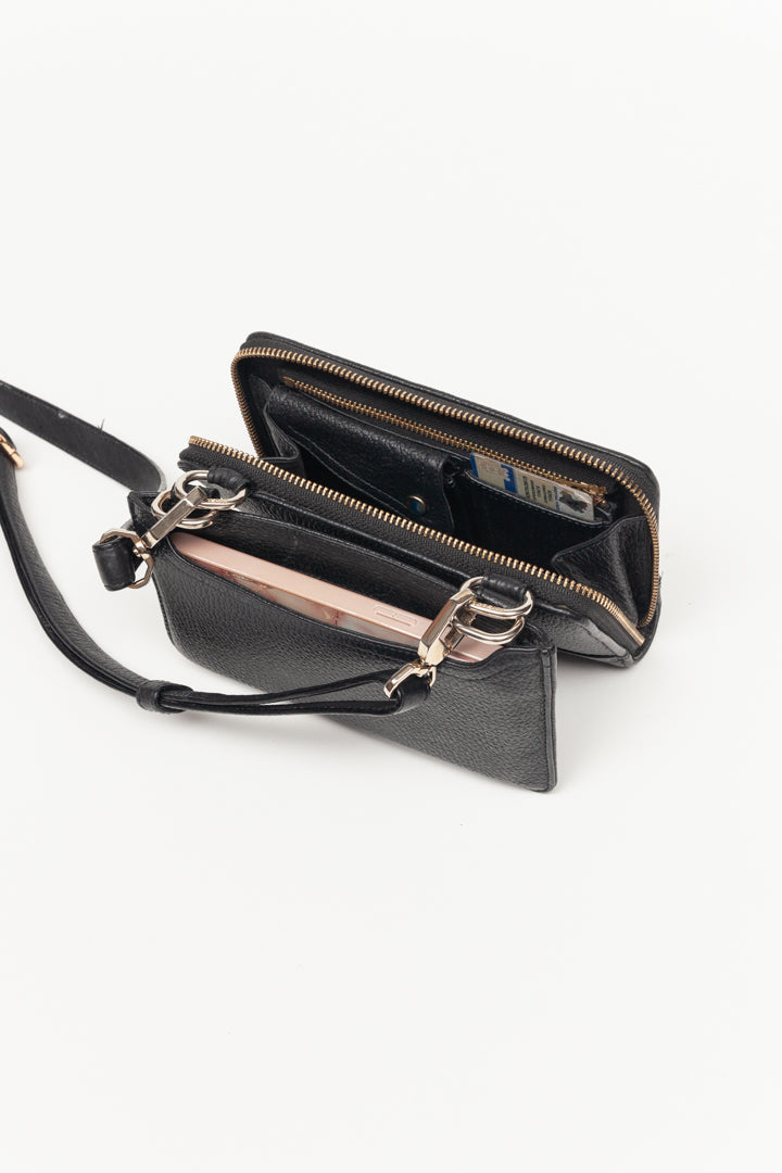 Bolsa pettite con portacelular negro oro