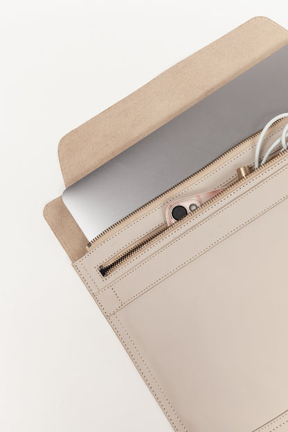 M13 bone laptop case