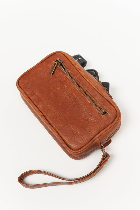 Estuche de mano R11 cognac